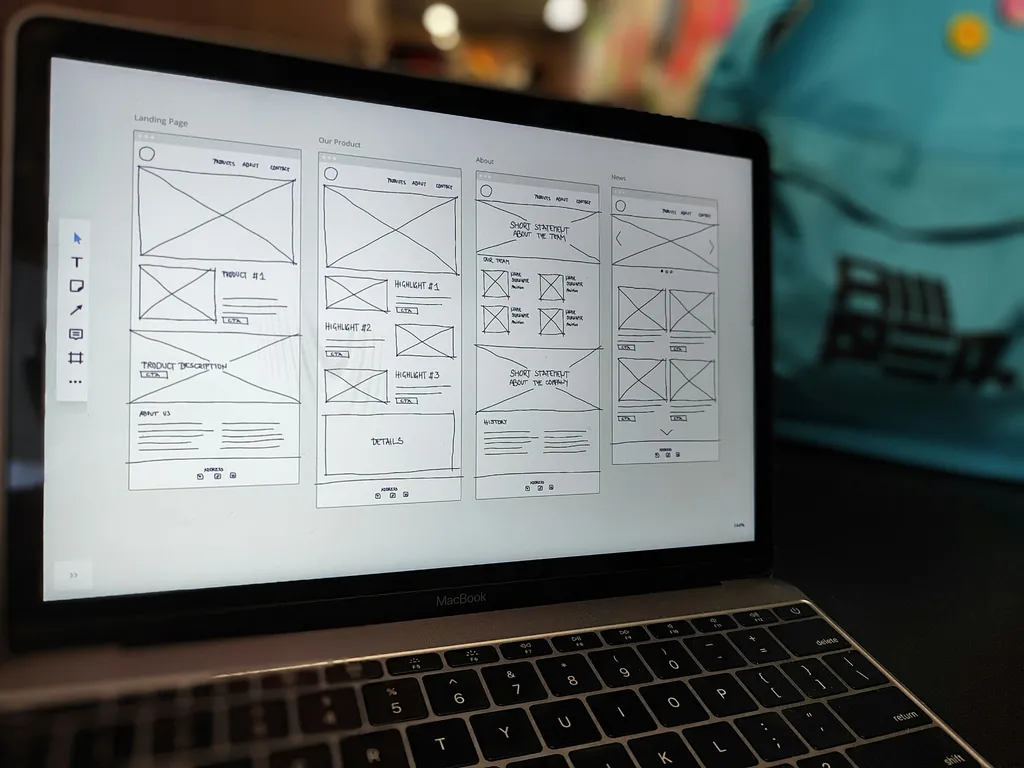 Structured interface layers arranged as a modular system